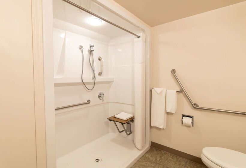 호텔 Super 8 By Wyndham Prince George