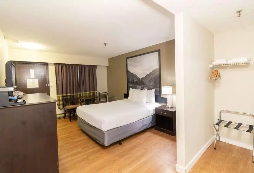 호텔 Super 8 By Wyndham Prince George