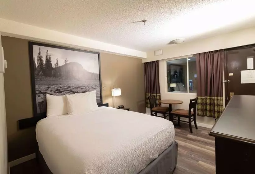 호텔 Super 8 By Wyndham Prince George