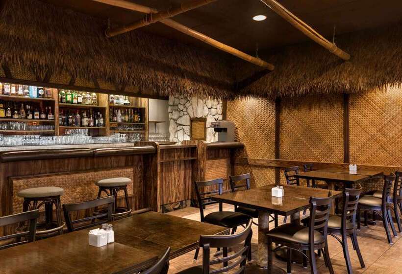 호텔 Super 8 By Wyndham Prince George