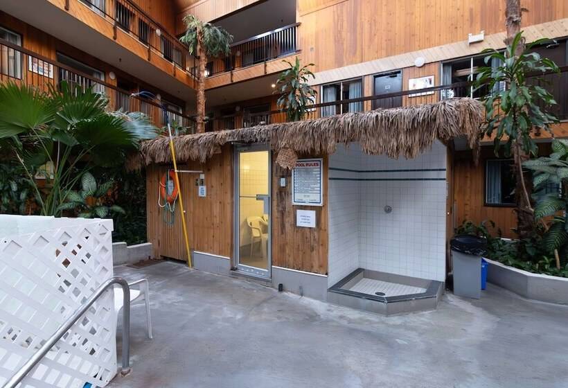 호텔 Super 8 By Wyndham Prince George