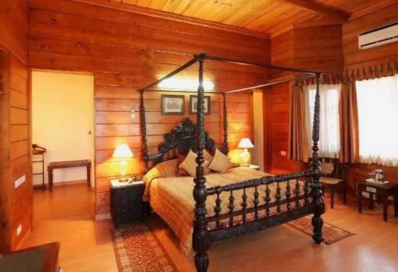 Hotelli Welcomheritage Windsor Lodge