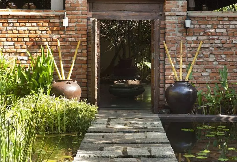 リゾートホテル Reef Villa