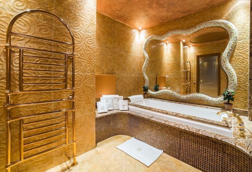 Royal Spa & Hotel Resort