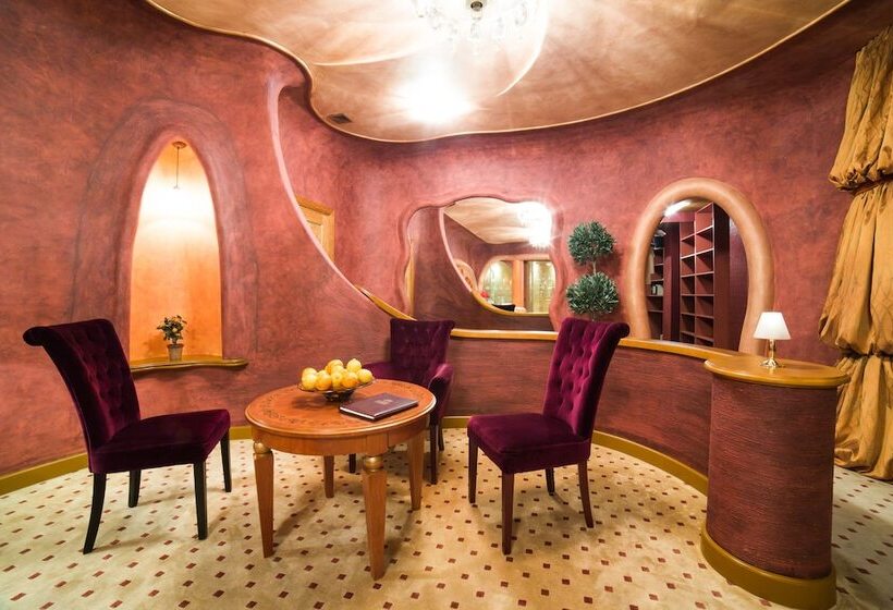 Royal Spa & Hotel Resort