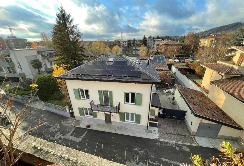 تختخواب و صبحانه Green Stay Bergamo