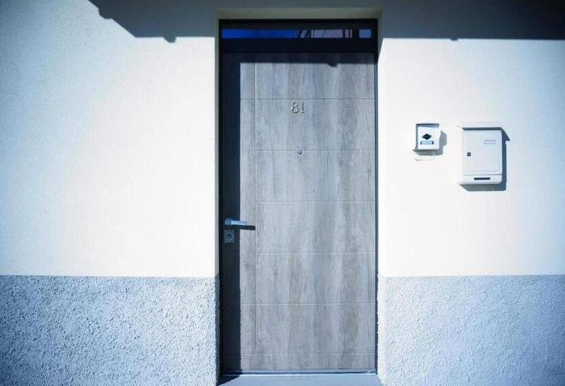 تختخواب و صبحانه Green Stay Bergamo