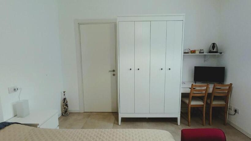 تختخواب و صبحانه Green Stay Bergamo