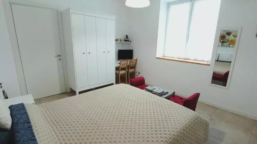 تختخواب و صبحانه Green Stay Bergamo