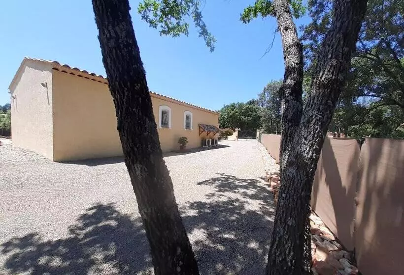 ベッドアンドブレックファースト Chambres D Hãƒæ’ã‚â´tes Dans Authentique Mas Avec Piscine En Provence