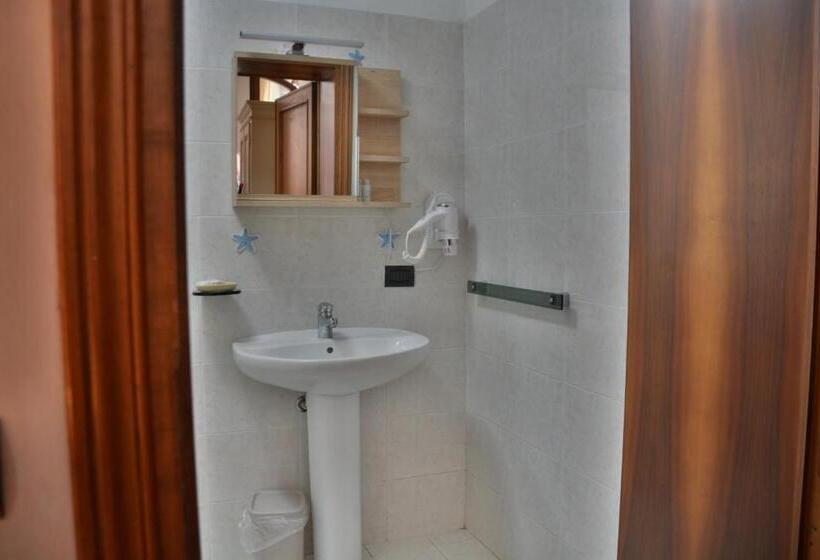 בית מלון כפרי Villa Paradiso