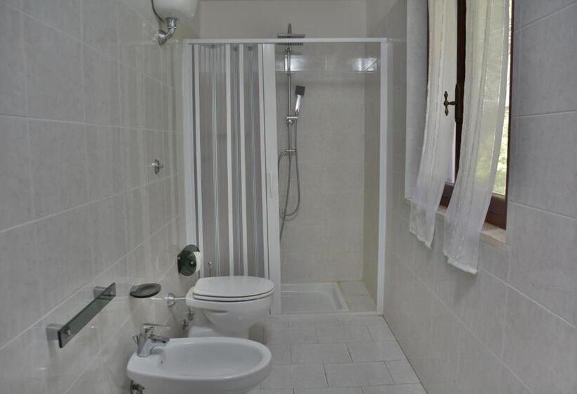 בית מלון כפרי Villa Paradiso