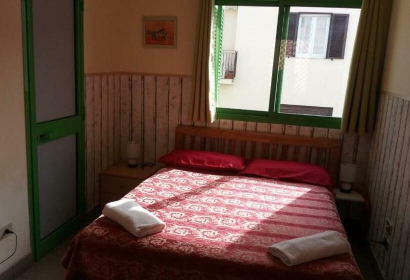 ホテル Lupo Di Mare