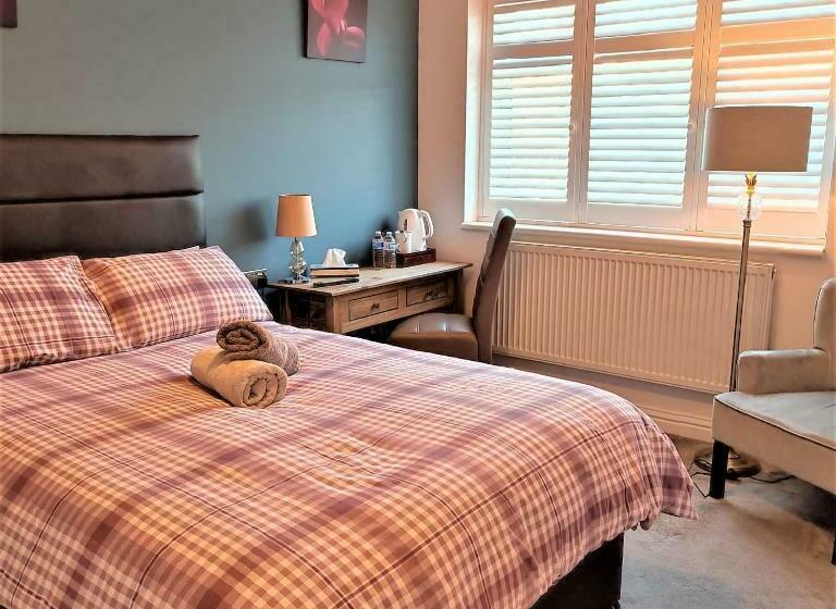 펜션 Room In Guest Room Apple House Wembley