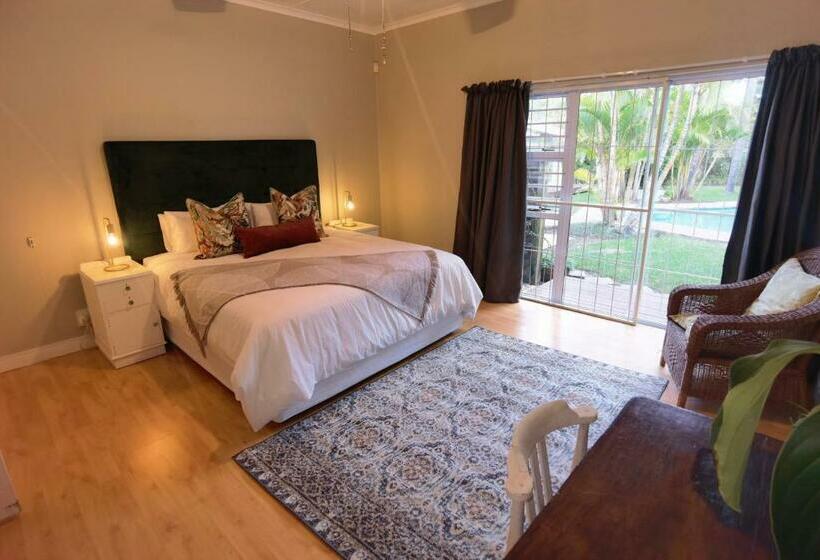 بنسيون The Yellow Door Guesthouse