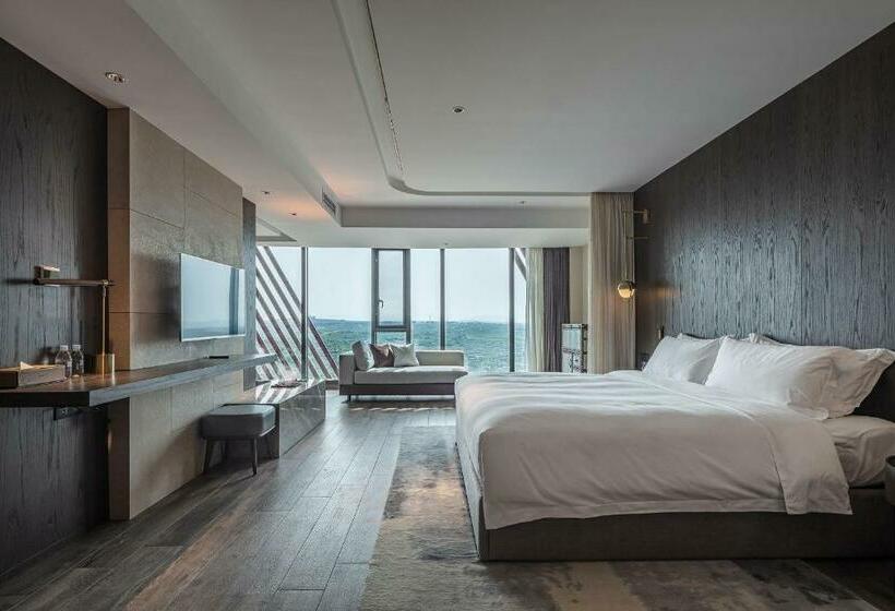 فندق Runaway Cow Winery Retreat