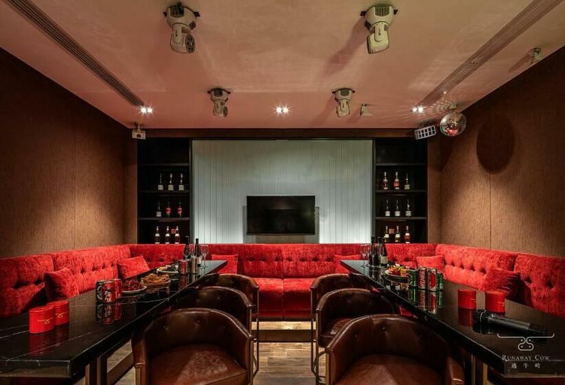 فندق Runaway Cow Winery Retreat