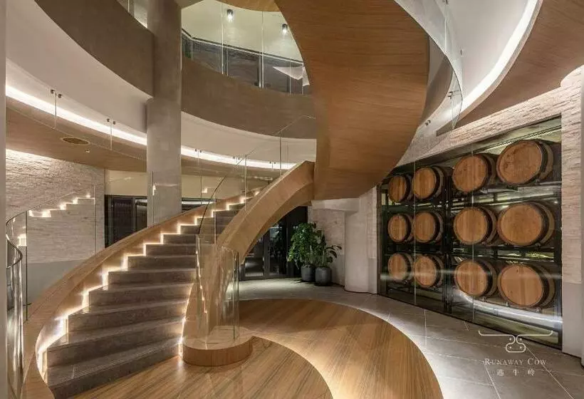 ホテル Runaway Cow Winery Retreat