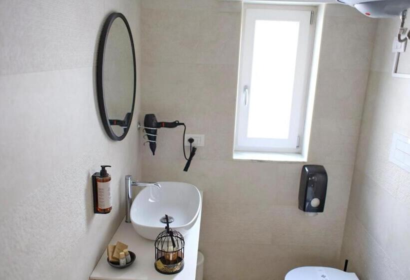 پانسیون Civico Sedici Suite & Spa