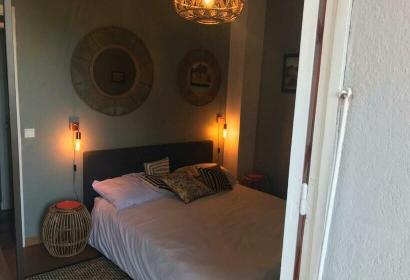 بنسيون Chambre Rose