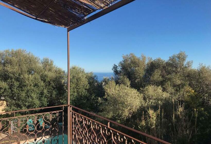 بنسيون Chambre Rose