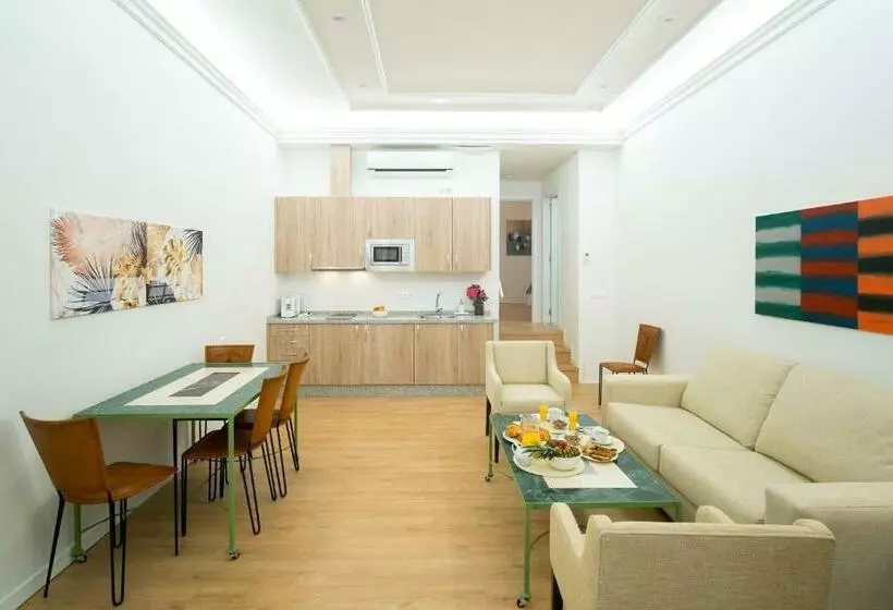 Arco Macarena Lofts