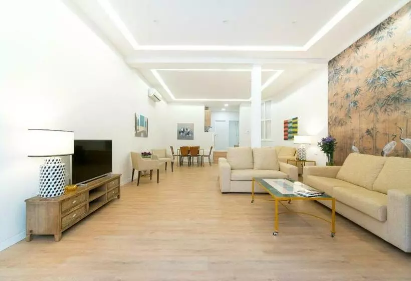 Arco Macarena Lofts