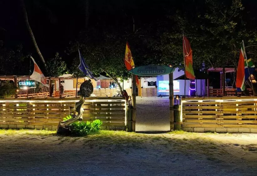 پانسیون Chambao Maldives