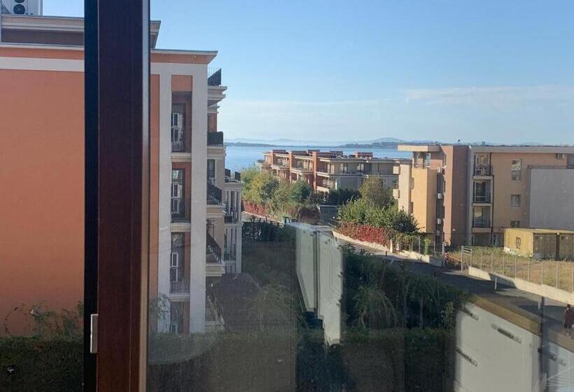 Sea Dreams Apartment