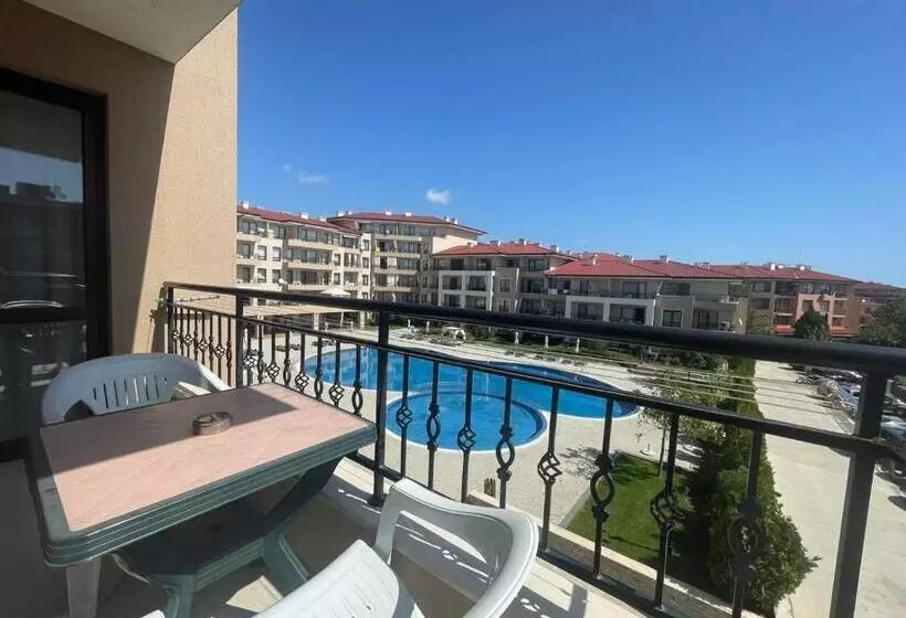 Sea Dreams Apartment