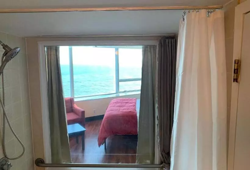 Atlantic Palace