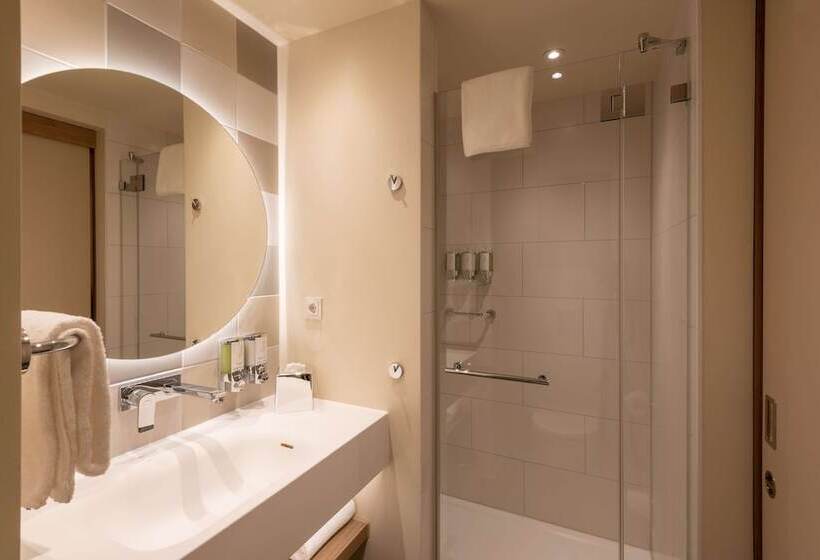 ホテル Hampton By Hilton Munich City North