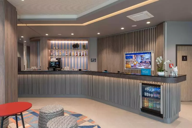 هتل Hampton By Hilton Munich City North