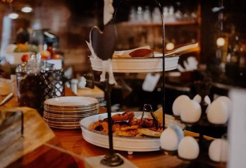 ホテル The Horton