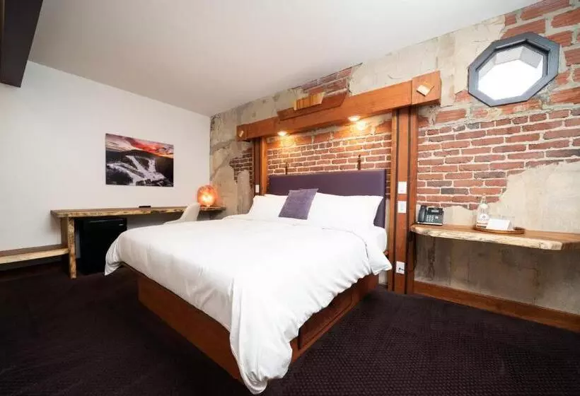 ホテル The Horton