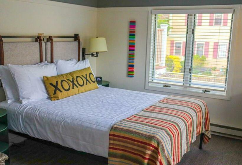 Mercury Hotel Provincetown