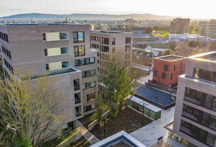 Yugo Explore Highfield Park