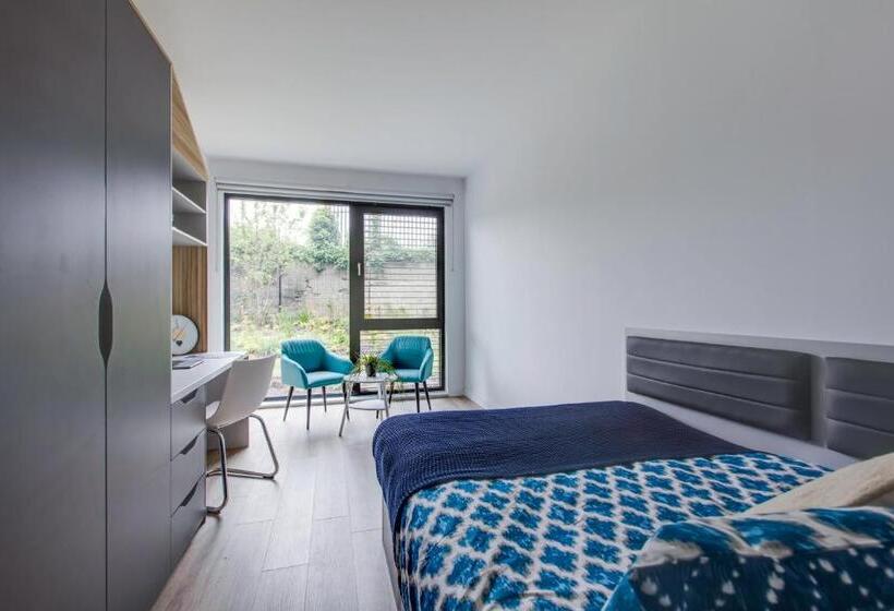 Yugo Explore Highfield Park