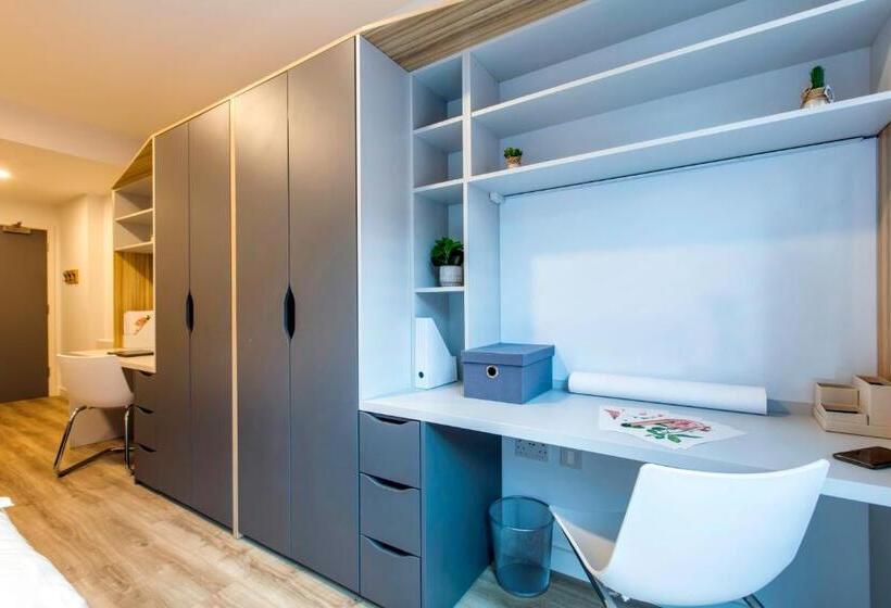 Yugo Explore Highfield Park