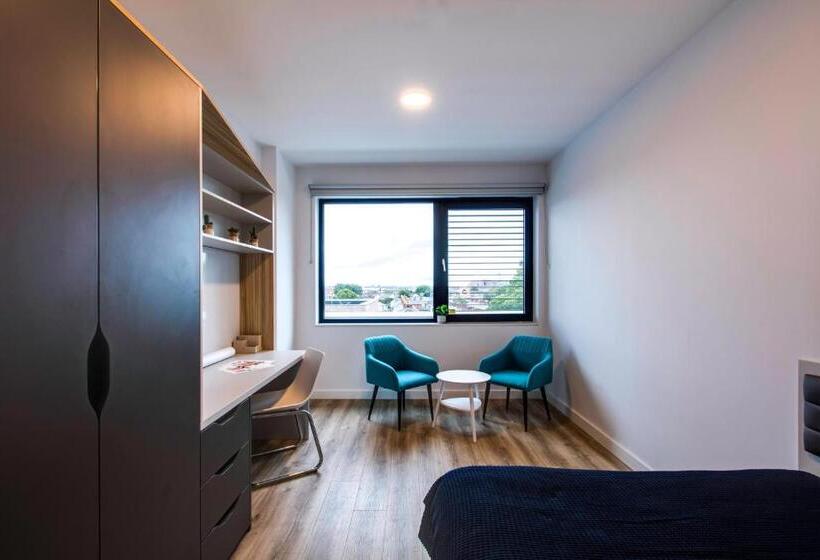 Yugo Explore Highfield Park