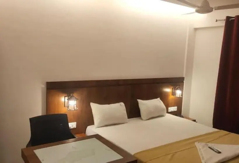 ホテル Anvisha Executive