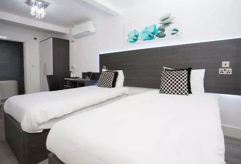 ペンション Heathrow Windsor Apart