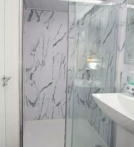 ペンション Heathrow Windsor Apart