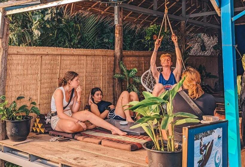 بنسيون Yellow Sun Kampot