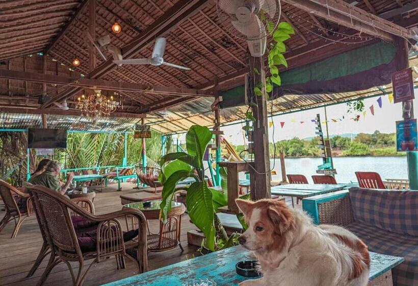 بنسيون Yellow Sun Kampot