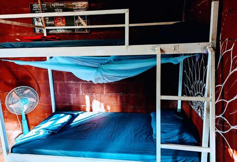 بنسيون Yellow Sun Kampot