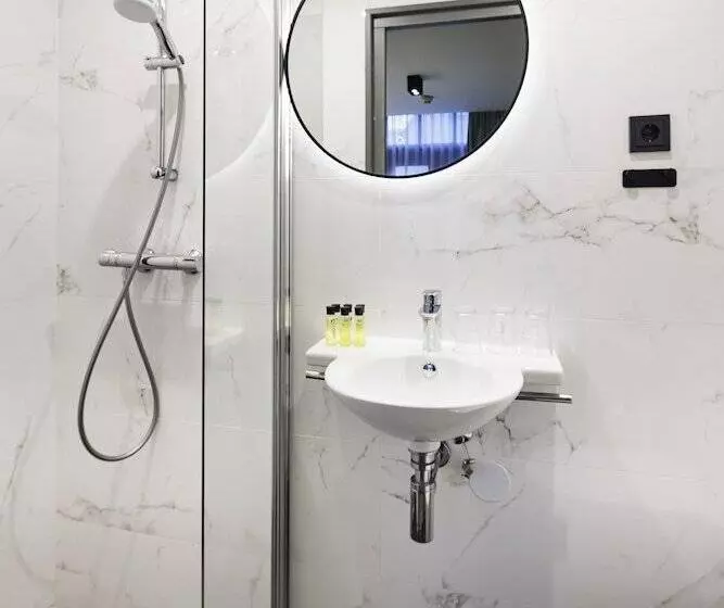 Ciao Papa Hotel Amsterdam Central Station