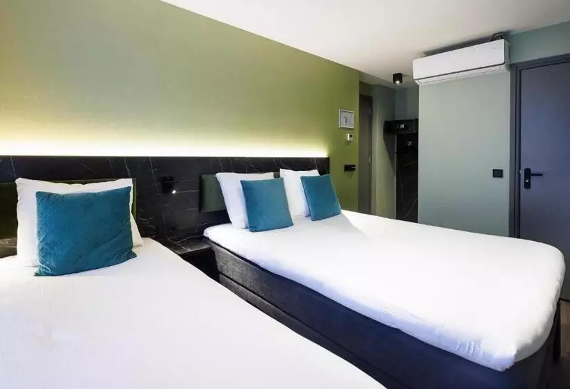 Ciao Papa Hotel Amsterdam Central Station