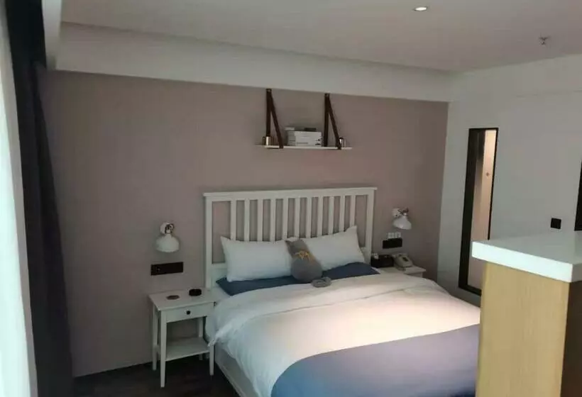 ホテル 银座精宿菏泽中华路银座商城火车站店