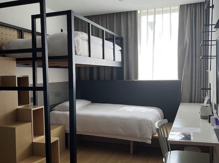 Lyf By Ascott Hongqiao Shanghai Necc